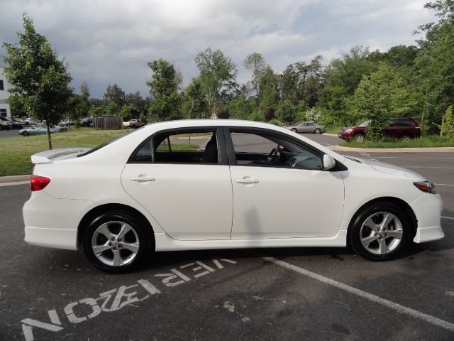 Toyota Corolla 2011 photo 10