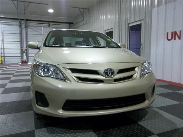 Toyota Corolla 2011 photo 1