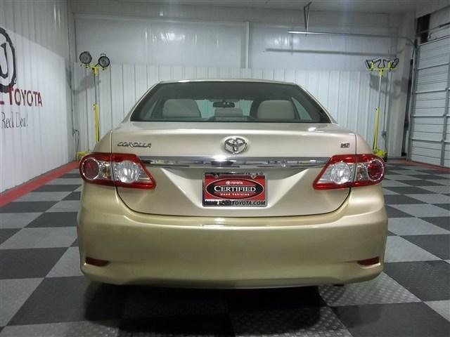 Toyota Corolla 2011 photo 5