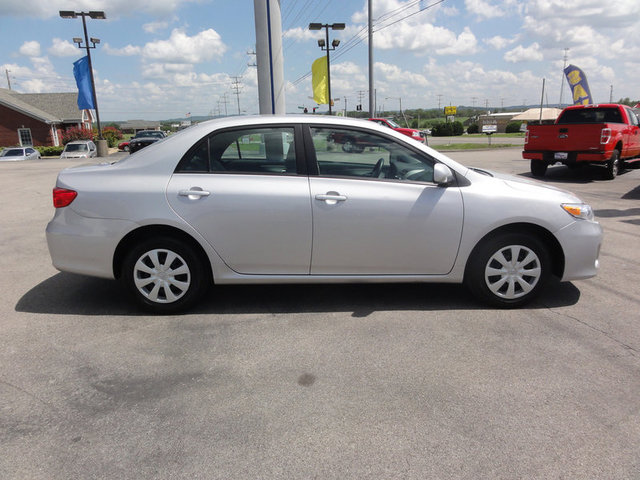 Toyota Corolla 2011 photo 1