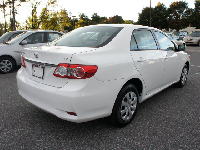 Toyota Corolla 2011 photo 1