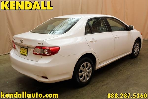 Toyota Corolla 2011 photo 3