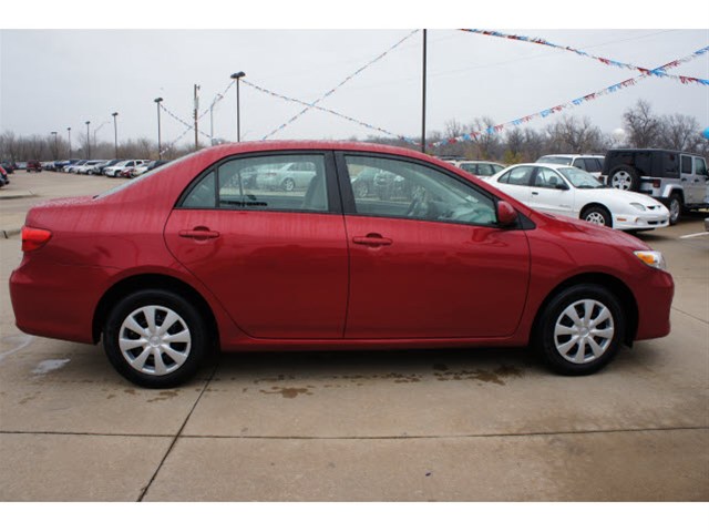 Toyota Corolla 2011 photo 1