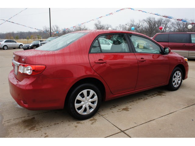 Toyota Corolla 2011 photo 2