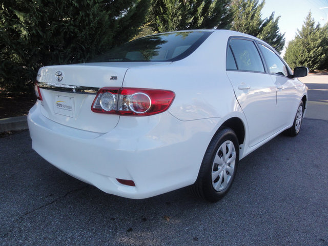 Toyota Corolla 2011 photo 2