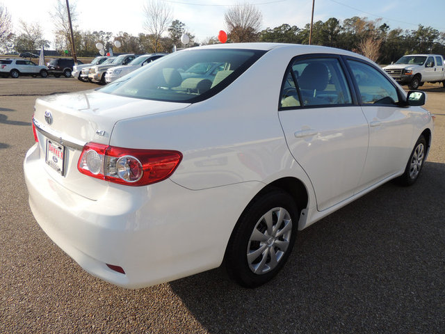 Toyota Corolla 2011 photo 4