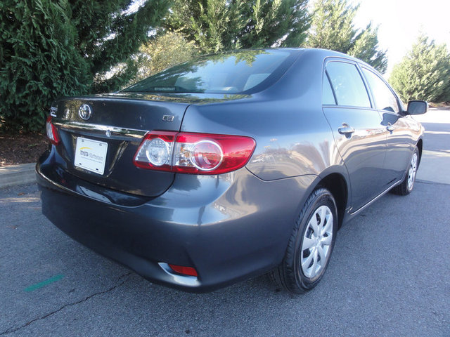 Toyota Corolla 2011 photo 2