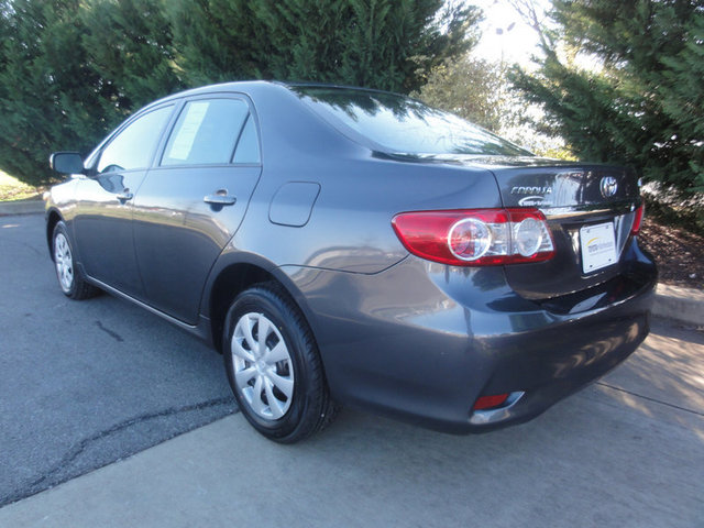 Toyota Corolla 2011 photo 3