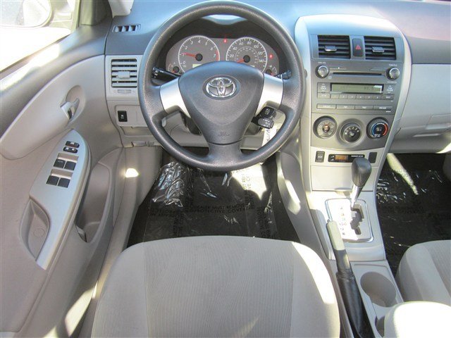 Toyota Corolla 2011 photo 4