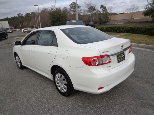 Toyota Corolla 2011 photo 2