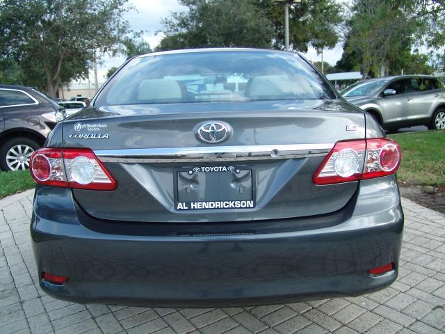 Toyota Corolla 2011 photo 4