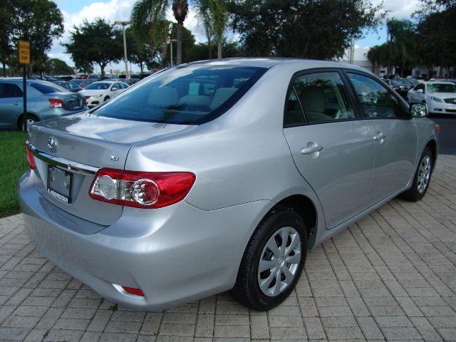 Toyota Corolla 2011 photo 3