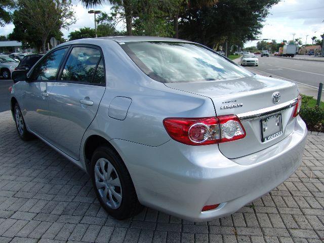 Toyota Corolla 2011 photo 5