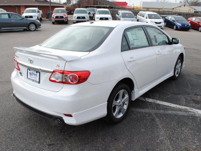 Toyota Corolla 2011 photo 4