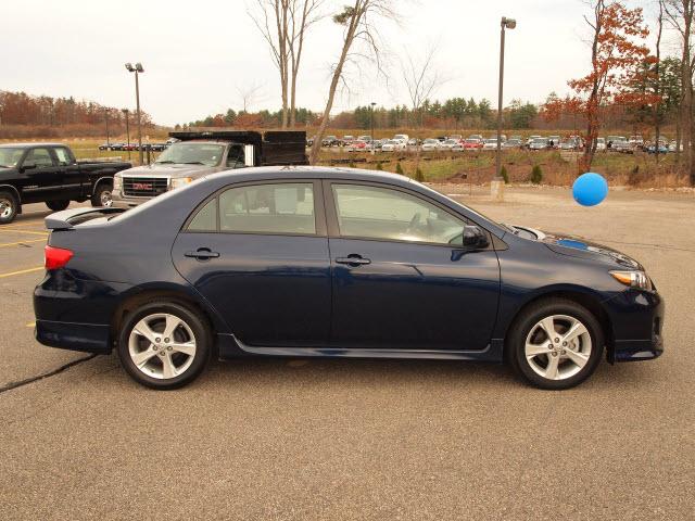 Toyota Corolla 2011 photo 2