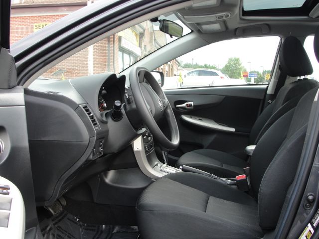 Toyota Corolla 2011 photo 14