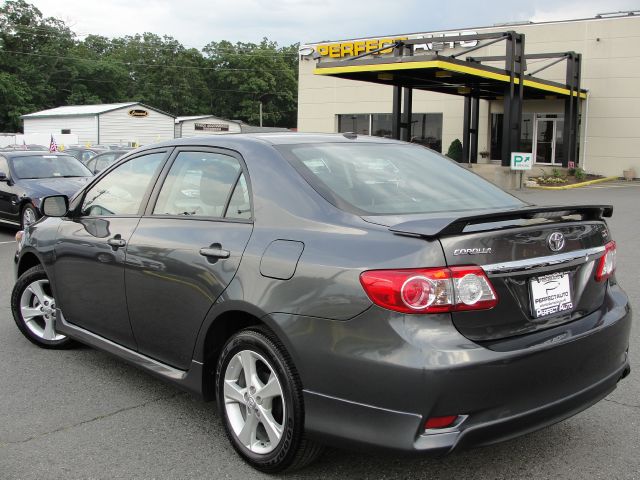 Toyota Corolla 2011 photo 18