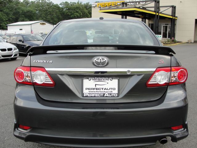 Toyota Corolla 2011 photo 19