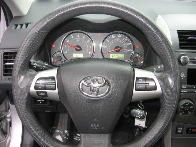 Toyota Corolla 2011 photo 26