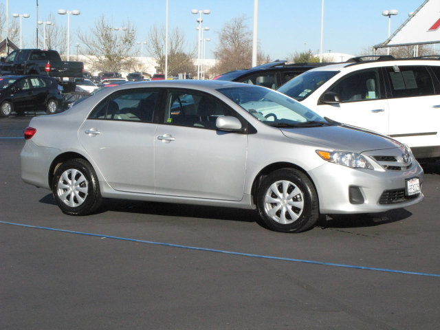 Toyota Corolla 2011 photo 1