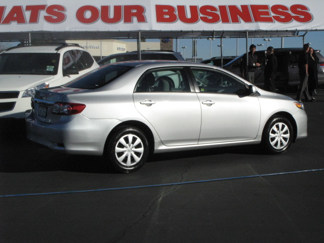 Toyota Corolla 2011 photo 4