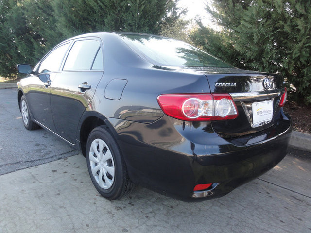 Toyota Corolla 2011 photo 4