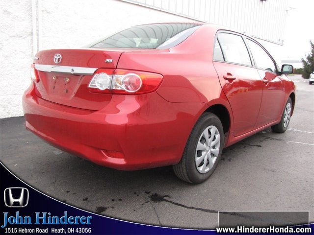 Toyota Corolla 2011 photo 2