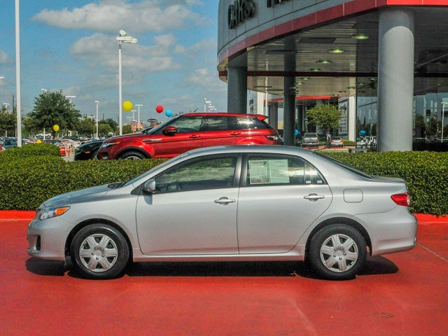 Toyota Corolla 2011 photo 4