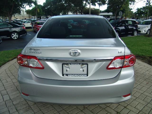 Toyota Corolla 2011 photo 4