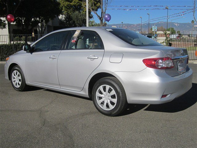 Toyota Corolla 2011 photo 1