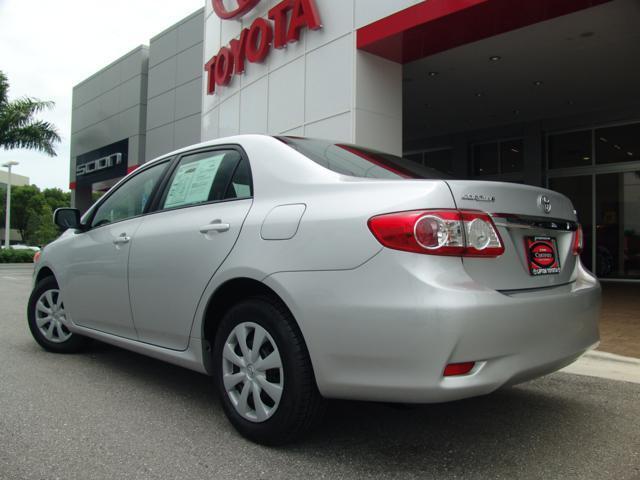 Toyota Corolla 2011 photo 4