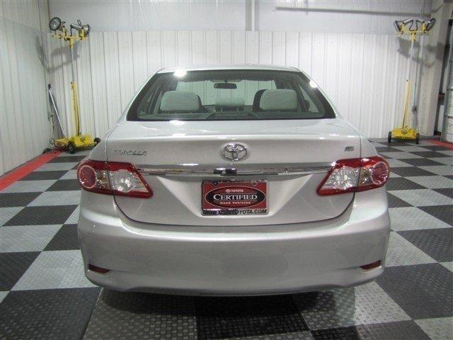 Toyota Corolla 2011 photo 5