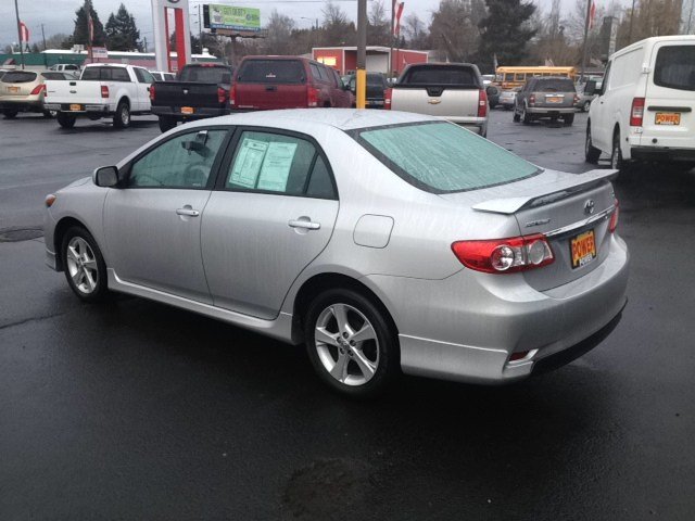 Toyota Corolla 2011 photo 4