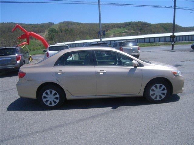 Toyota Corolla 2011 photo 13