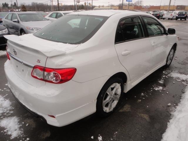 Toyota Corolla 2011 photo 3