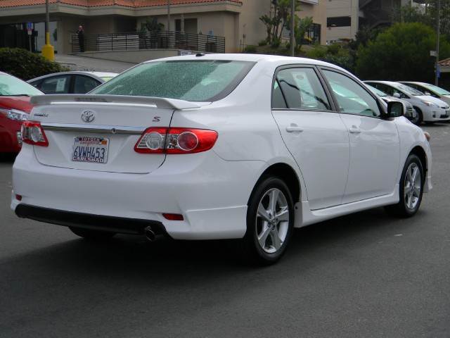 Toyota Corolla 2011 photo 4