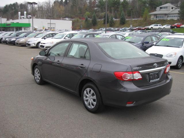 Toyota Corolla 2011 photo 4
