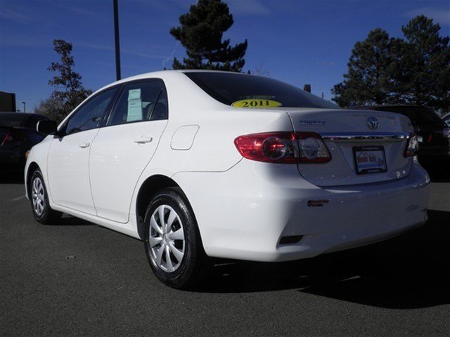 Toyota Corolla 2011 photo 2