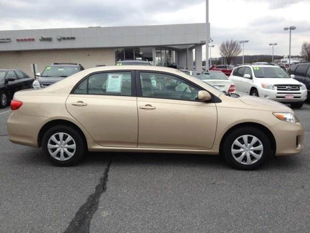 Toyota Corolla 2011 photo 1