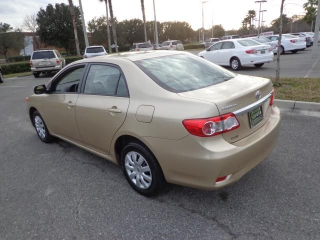 Toyota Corolla 2011 photo 2