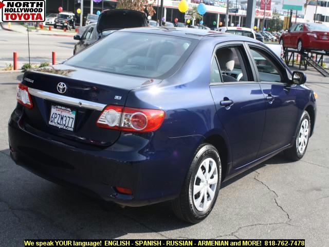 Toyota Corolla 2011 photo 4