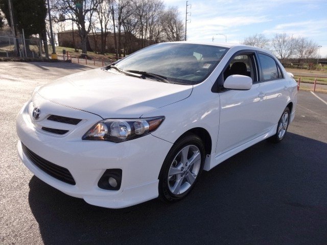 Toyota Corolla 2011 photo 2