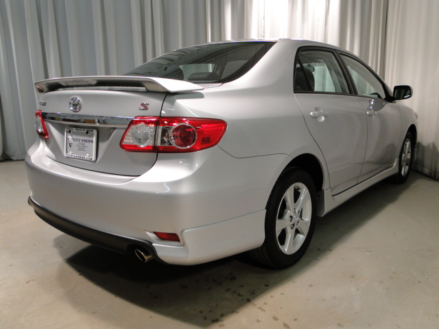 Toyota Corolla 2011 photo 3