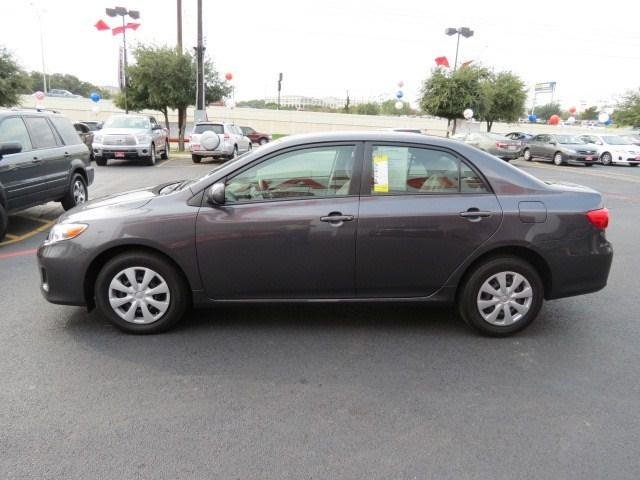 Toyota Corolla 2011 photo 3