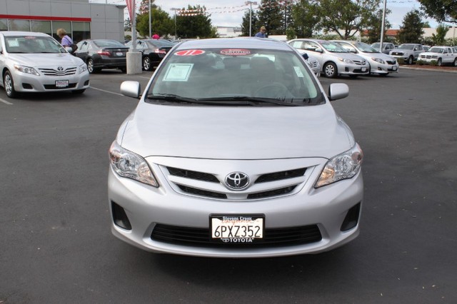Toyota Corolla 2011 photo 1