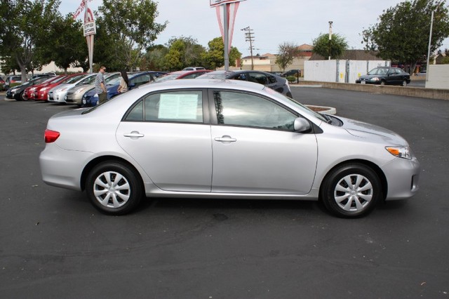 Toyota Corolla 2011 photo 3