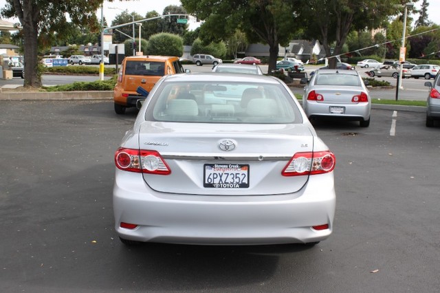 Toyota Corolla 2011 photo 5