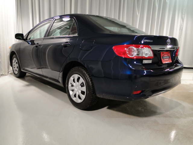 Toyota Corolla 2011 photo 2