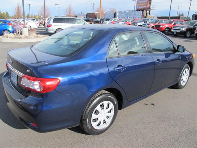 Toyota Corolla 2011 photo 5