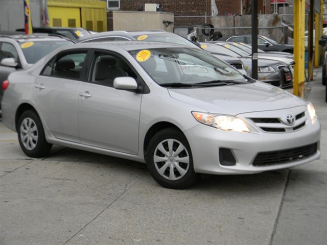Toyota Corolla 2011 photo 2